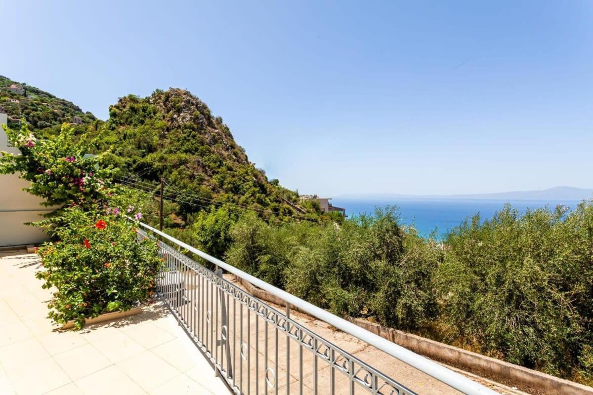 Aigli Summer Getaway - Seaview Lux Retreat Verga Kalamata Exterior foto